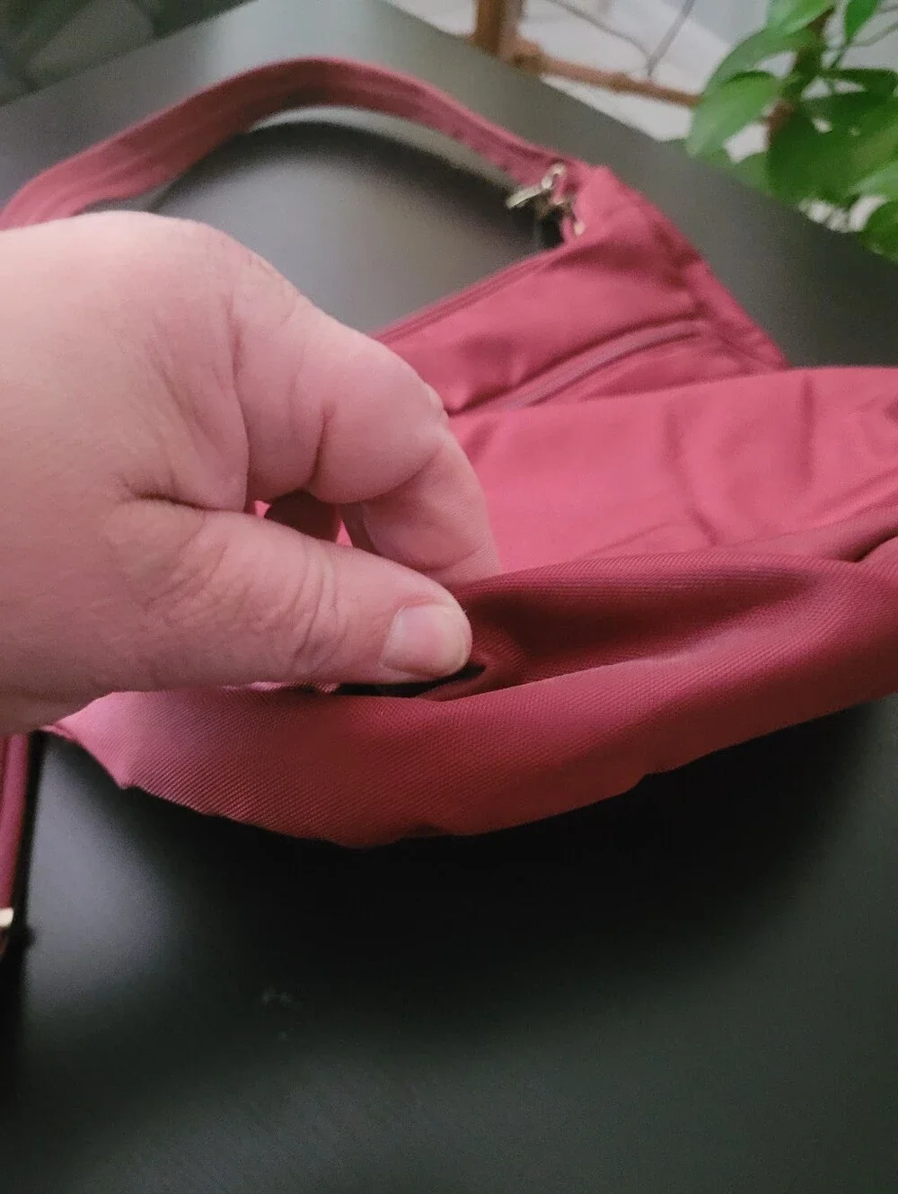 Travelon Wine Red Women's Shoulder Bag - Travel-Friendly